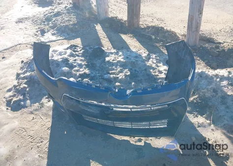 2015 Toyota Corolla S Plus z USA, uszkodzony, nr VIN 2T1BURHE5FC244582